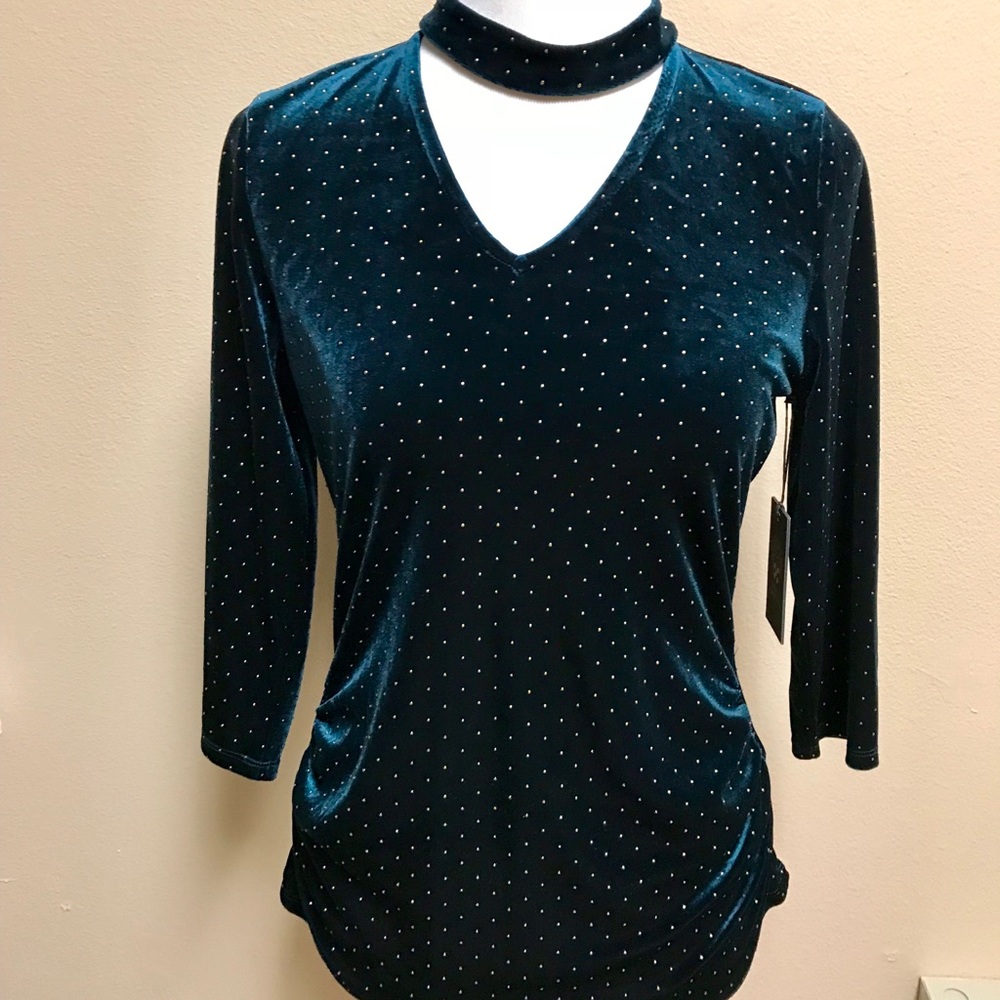 VINCE CAMUTO Dark Green Top